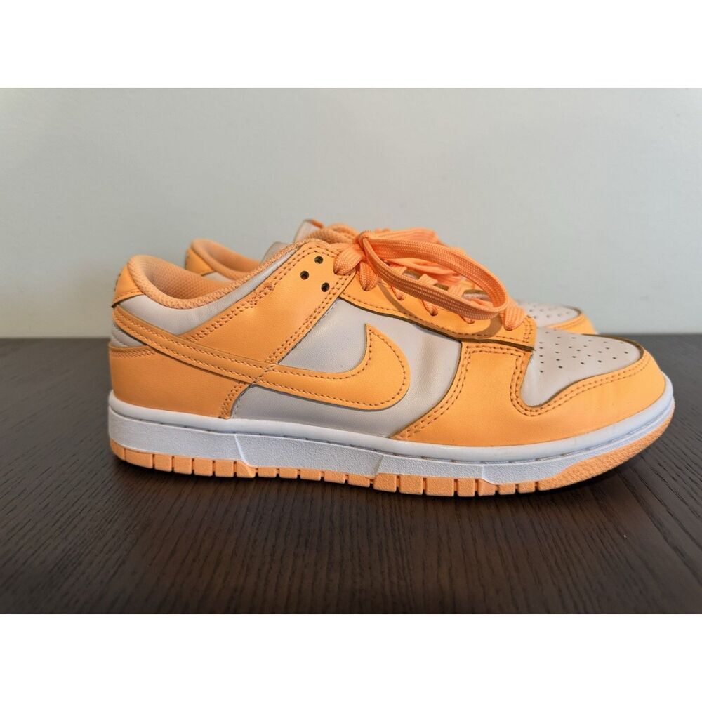 Retro Nike Dunk Low Womens 8.5 Peach Cream White  Leather Sneakers Shoes Summer - Picture 2 of 9